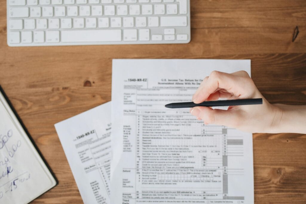 Best business bank accounts for freelancers compared